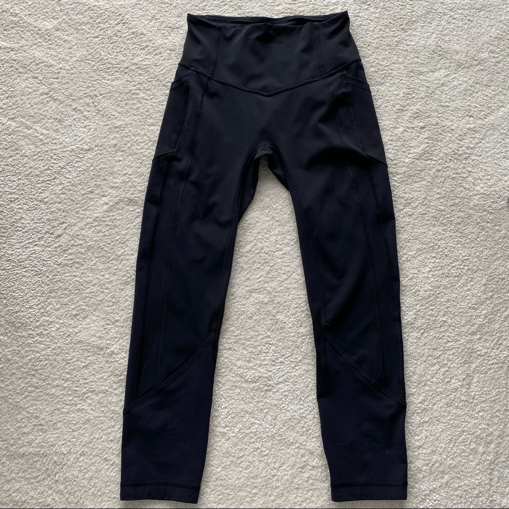 Lululemon Black High-Rise Tights Size 6